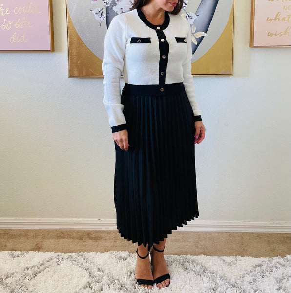 Midi Black Pleated Skirt